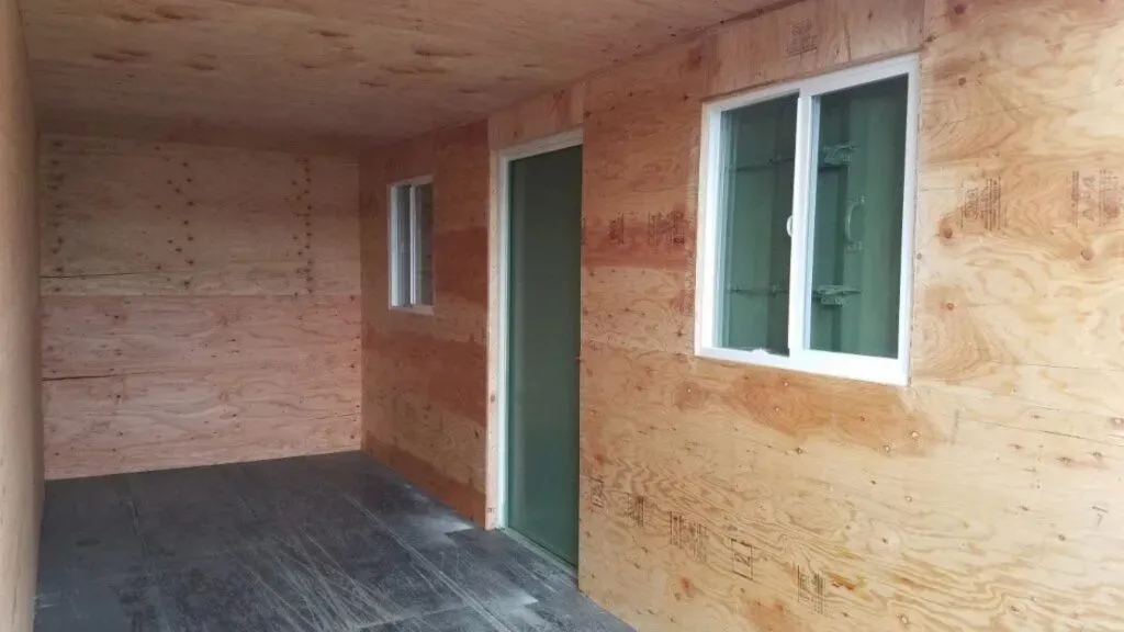 Insulated container cabin